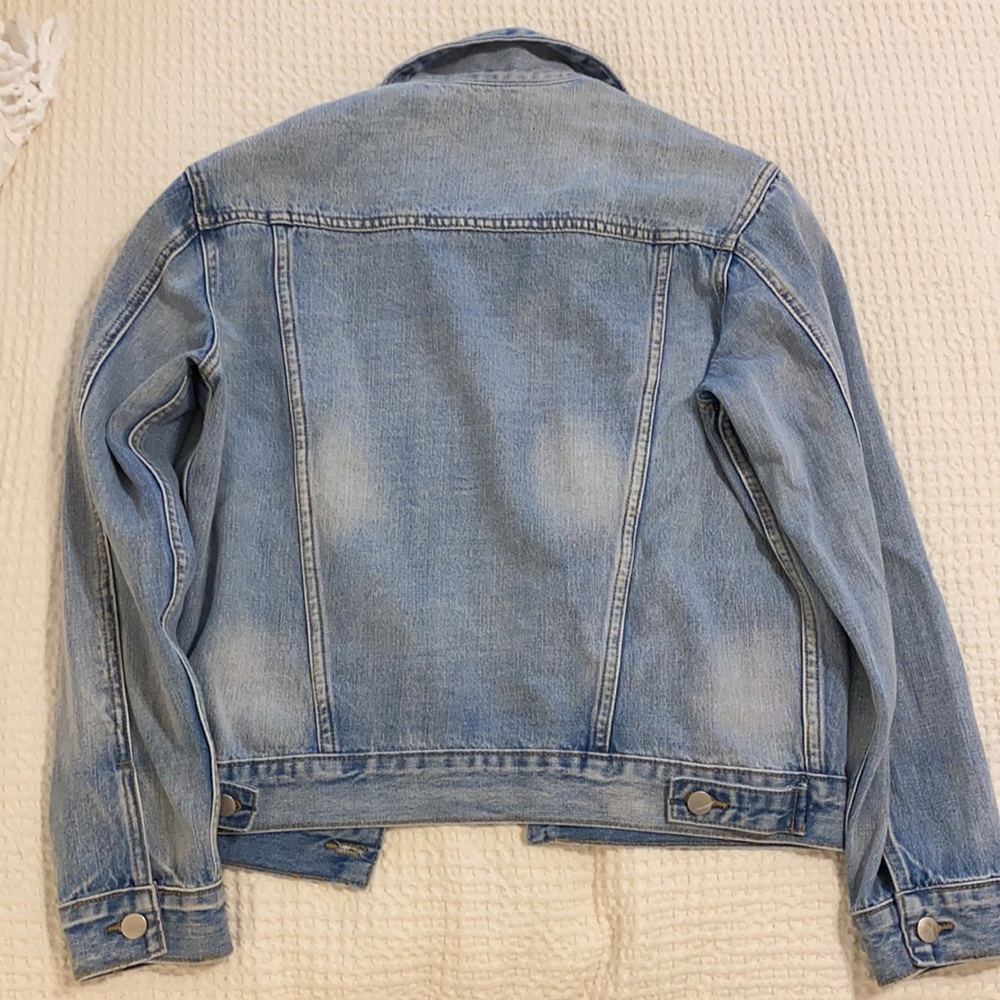 Lulu’s jean jacket 🦋🦋🦋 - Picture 3 of 4